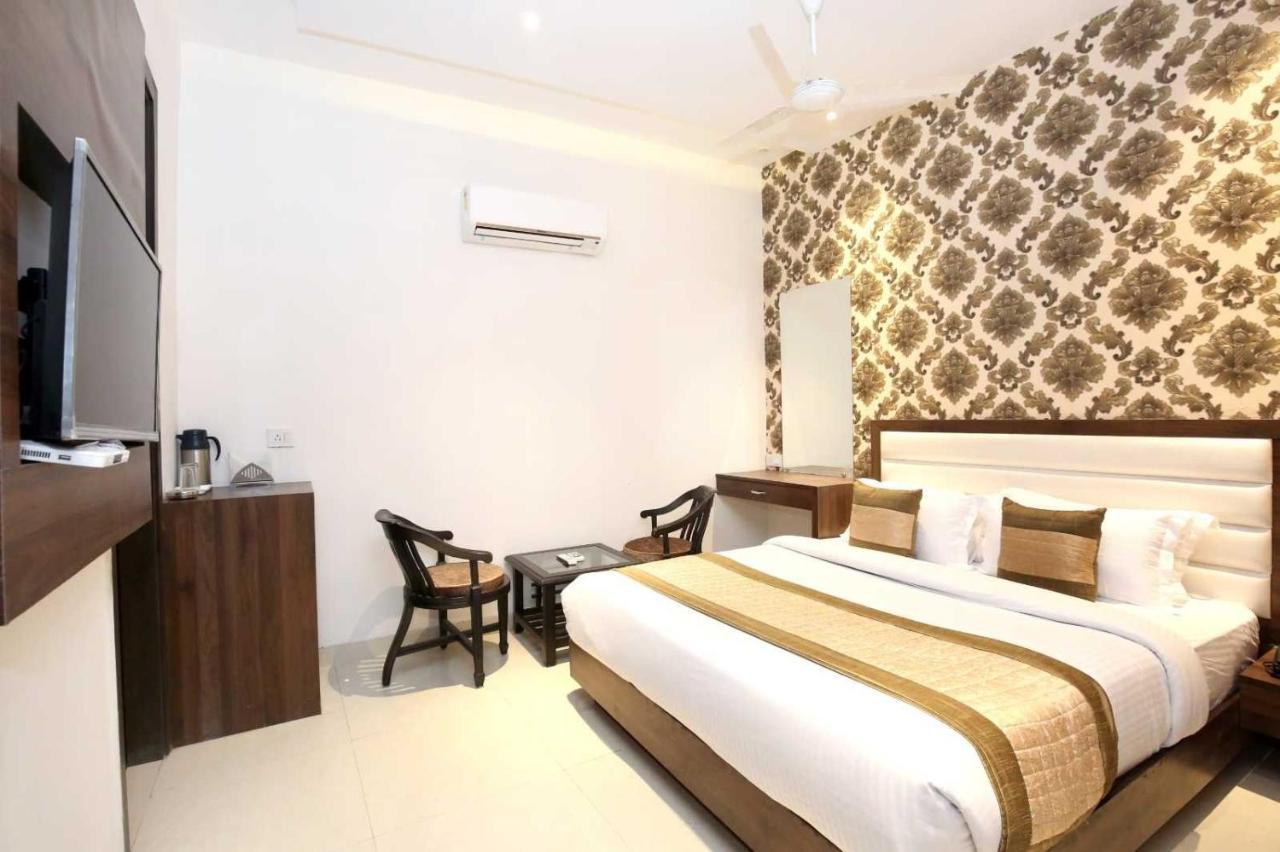 Hotel O Grand Star อัมริตสา ภายนอก รูปภาพ
